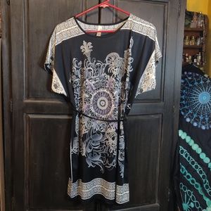 LAST CHANCE Black Tunic Top with Ornate Design
